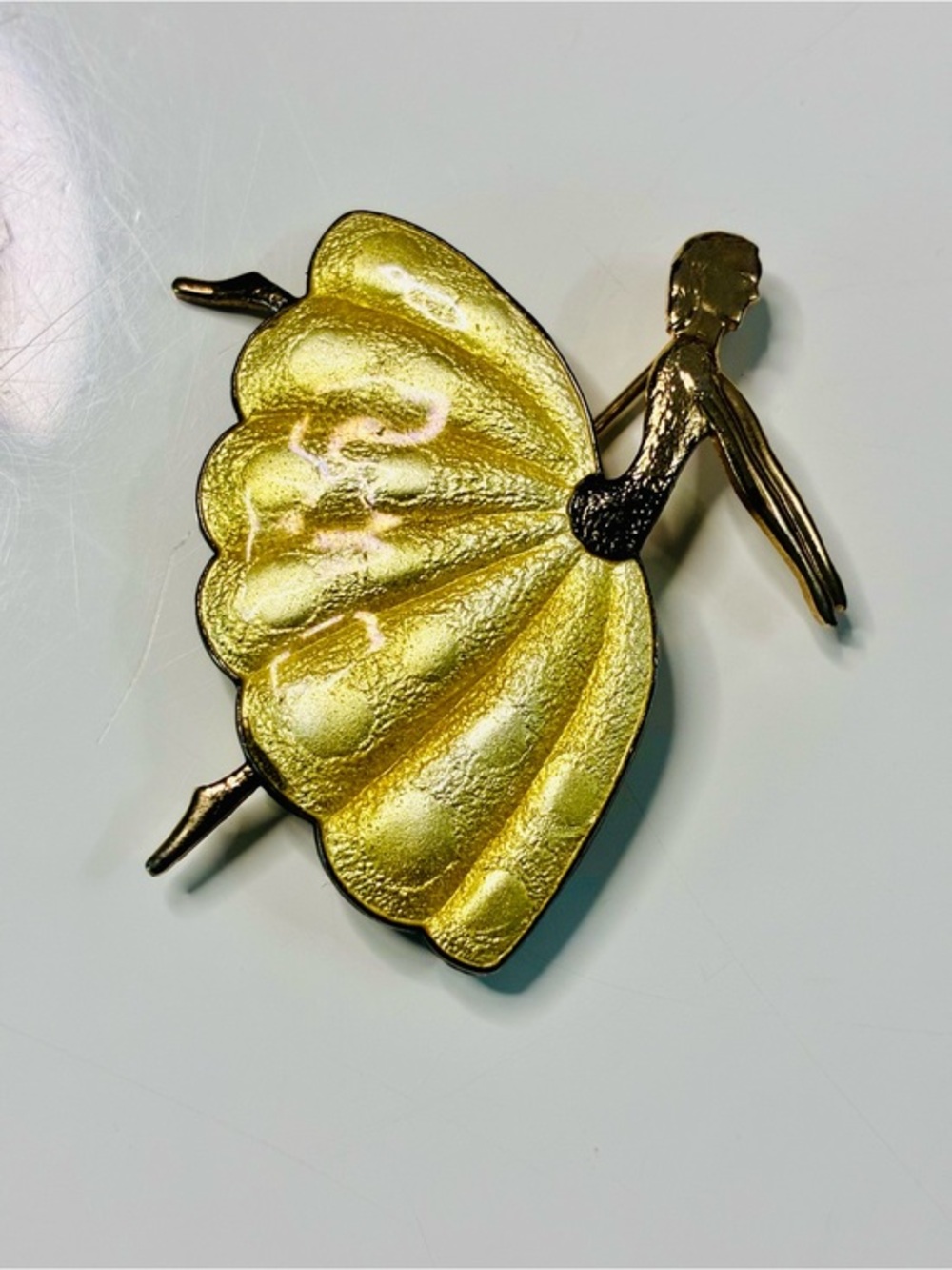 VTG Stunning Female Ballerina Gold Dancer Brooch - Elegant Women's Accessory